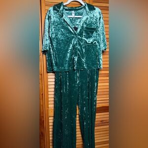 Velvet Green Pajama Set size medium